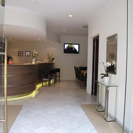Hotel Arcade 3*