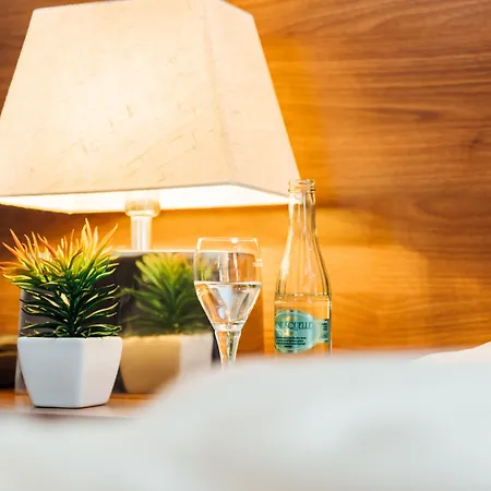 阿尔卡德酒店 3* 伍珀塔尔