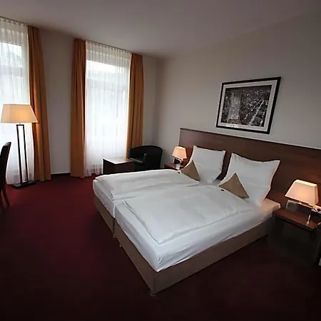 Arcade Hotel