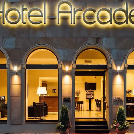 Hotel Arcade
